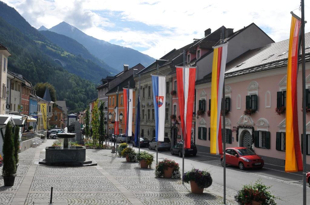 Landhotel Pacher Obervellach Exterior foto