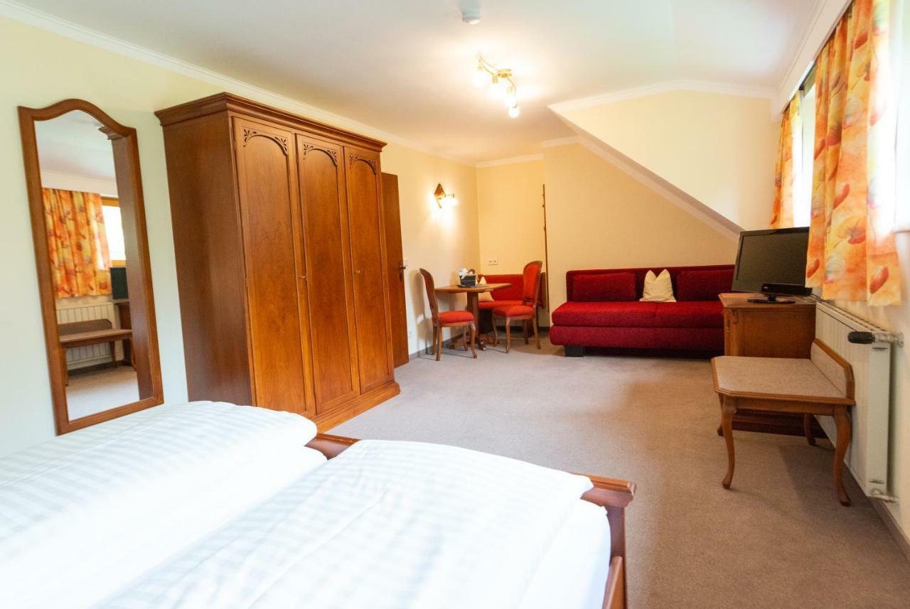 Landhotel Pacher Obervellach Exterior foto